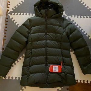 Northface women’s parka, taupe green